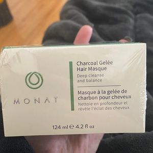 Monat Charcoal Gelee Hair Masque